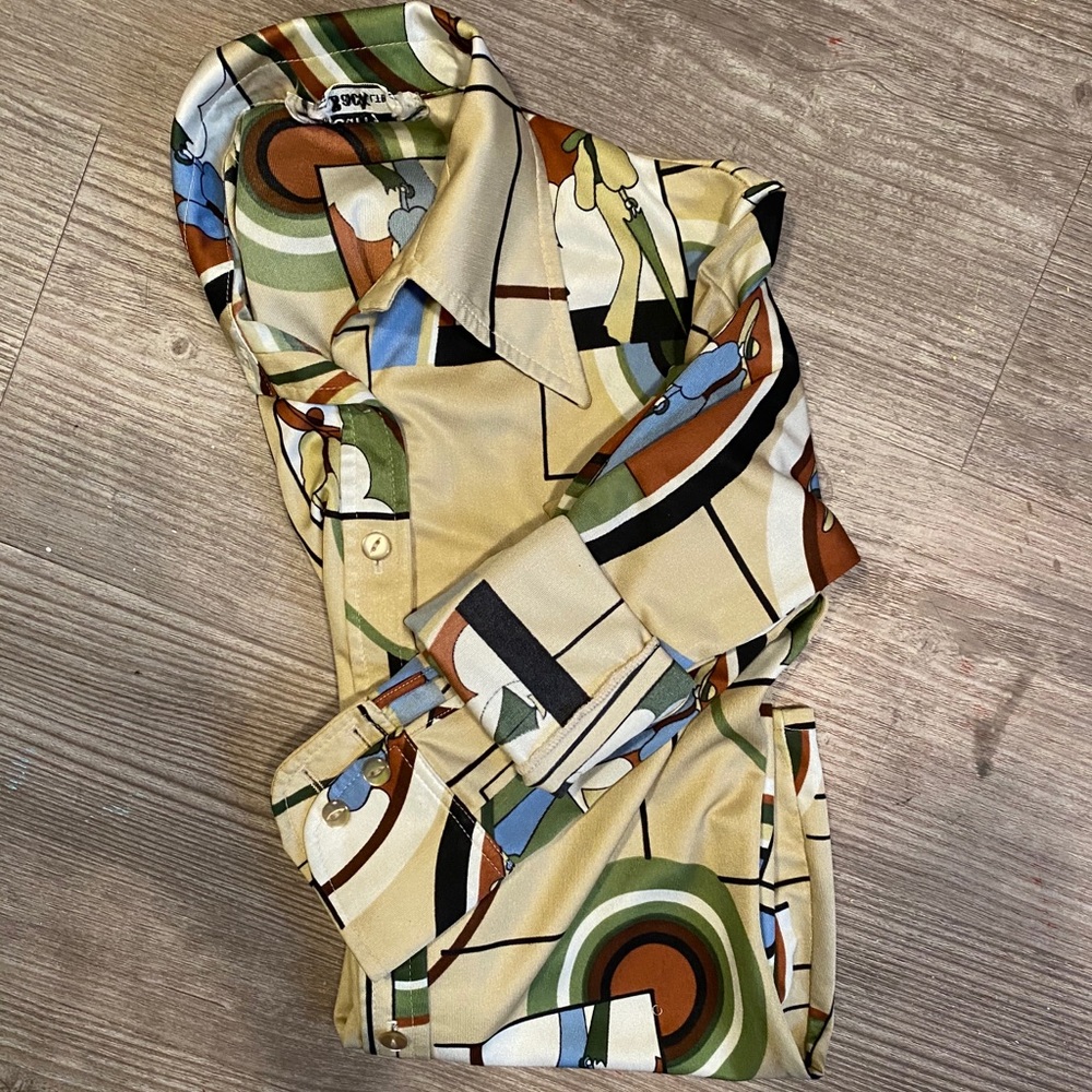 Abstract long sleeved button down
